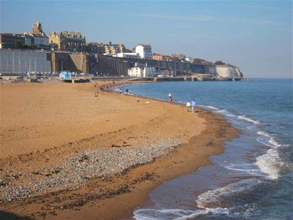 Image showing Ramsgate Main Sands shoreline including the sand, sea and buildings along the cliff top